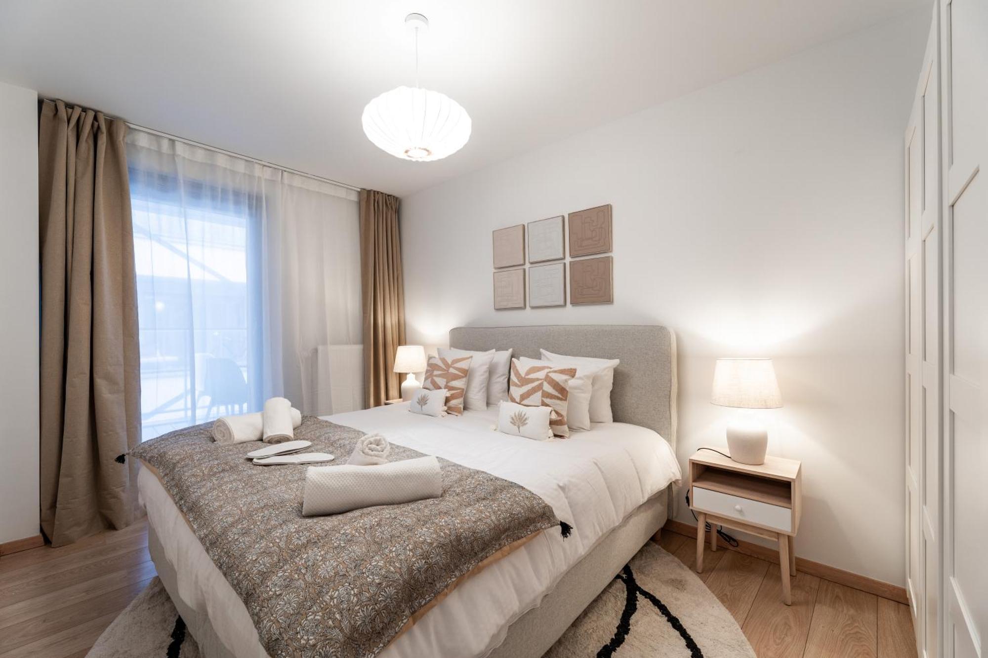 Appartement Contemporary Comfort In The Heart Of The *
