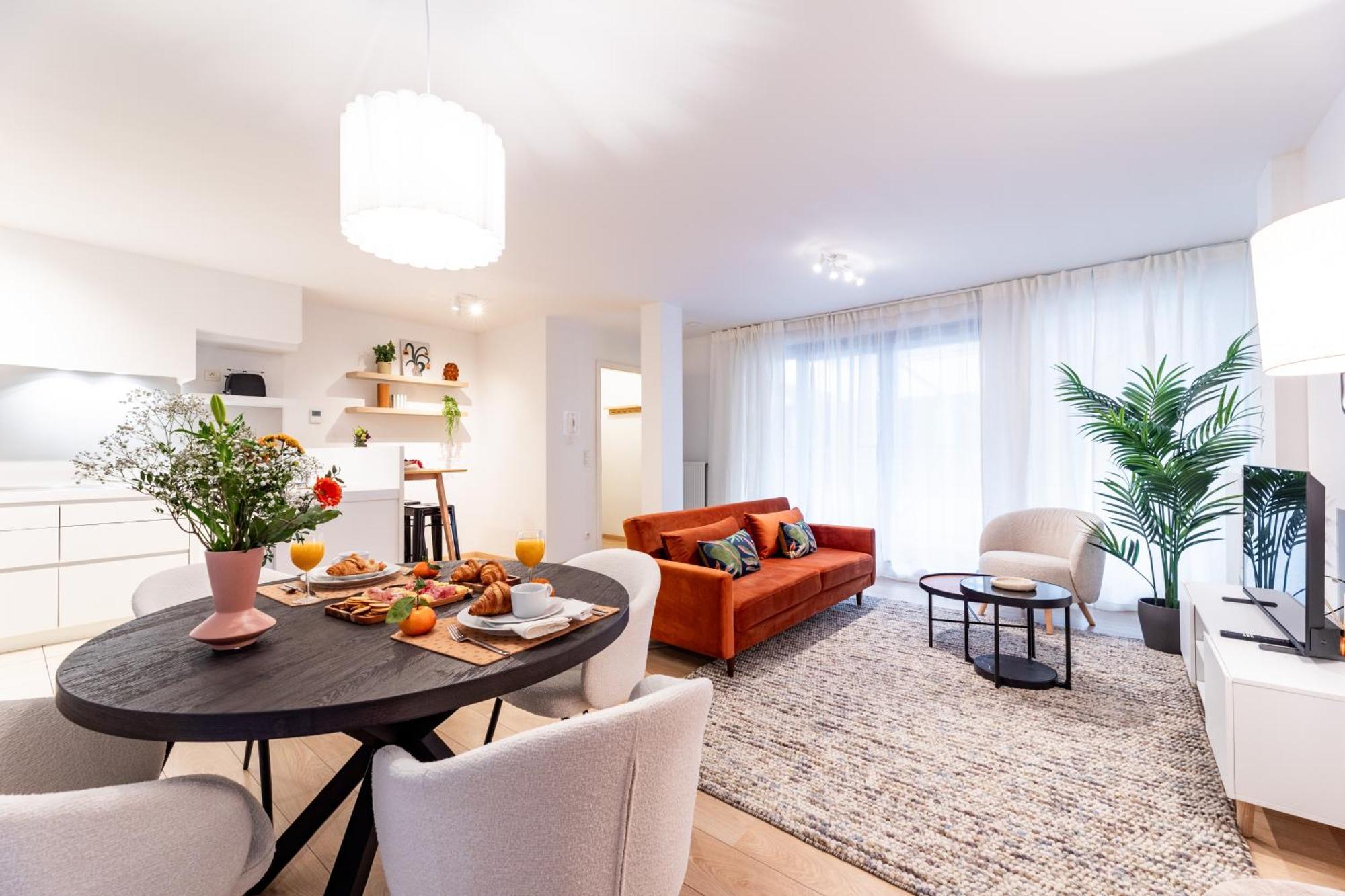 Contemporary Comfort In The Heart Of The Appartement Bruxelles