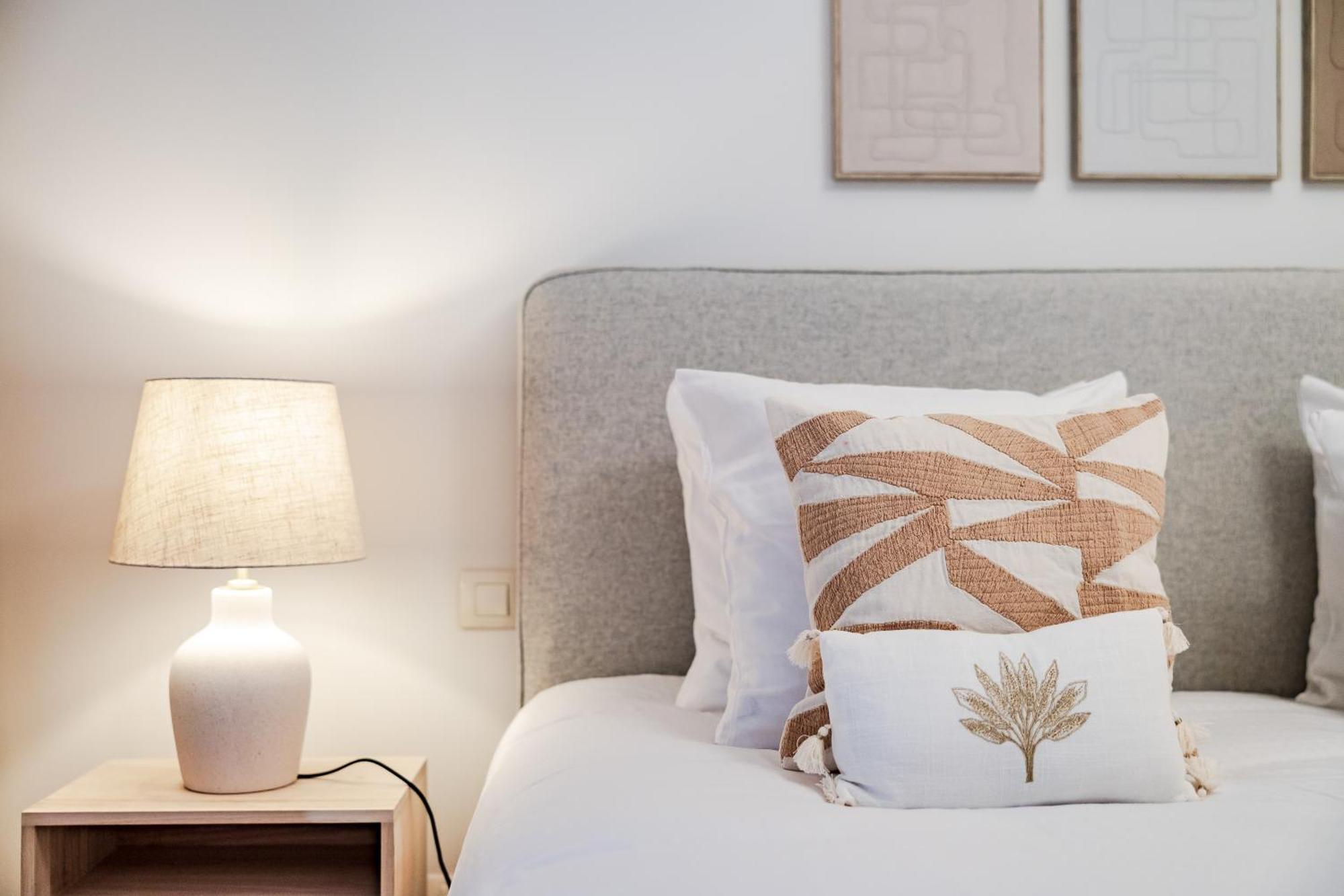 Contemporary Comfort In The Heart Of The Appartement Bruxelles