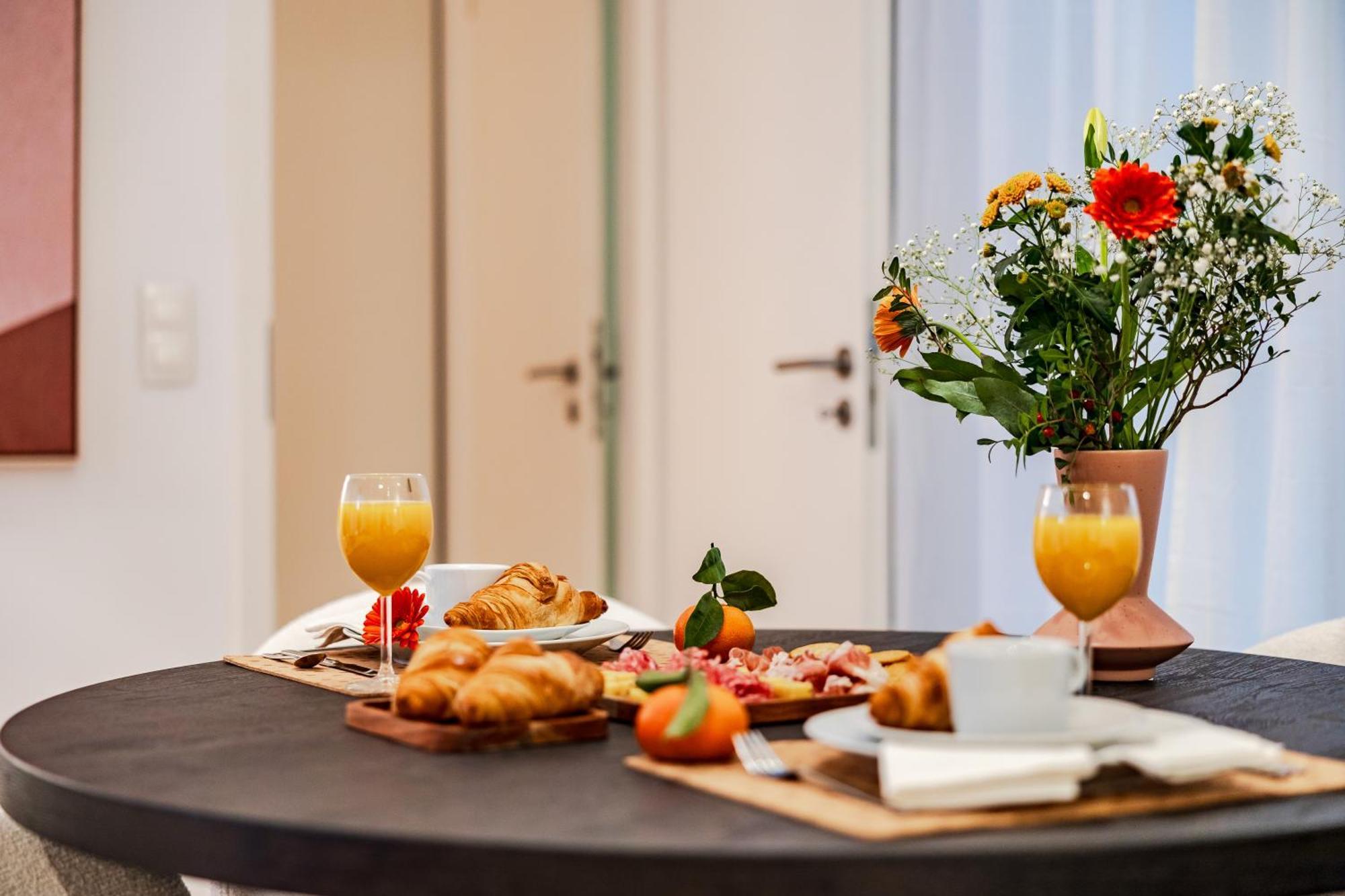 Contemporary Comfort In The Heart Of The * Bruxelles